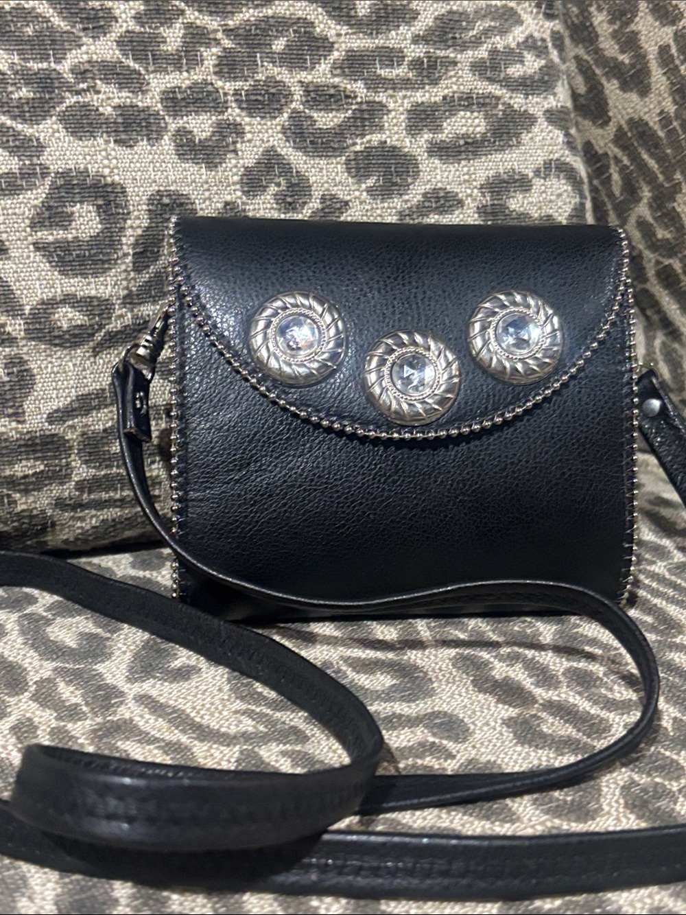 Western‎ crossbody black leather crossbody rhinestone concho beaded edge small